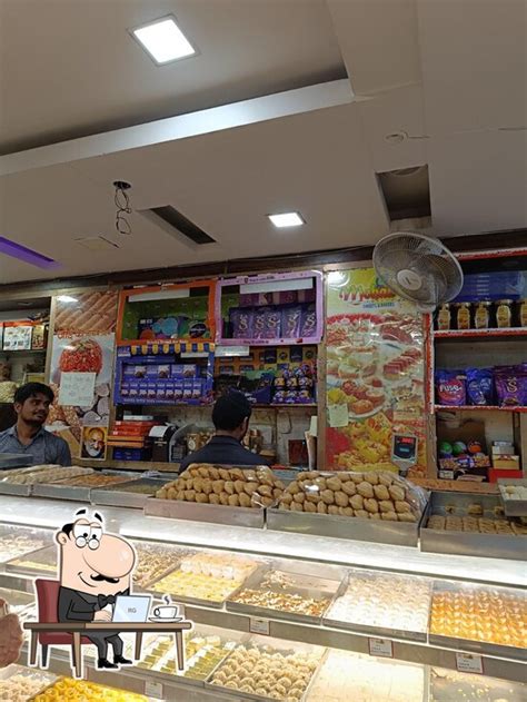 Mohan Sweets & Bakers, Lucknow - Restaurant menu, prices and reviews