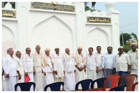 Karnataka: 3 Hindus donate land for building wall of Eidgah