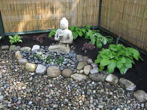 Build A Beautiful Rock Garden | Zen rock garden, Japanese rock garden ...