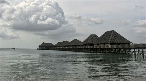 10 Gorgeous Overwater Villas in Asia | Condé Nast Traveller India