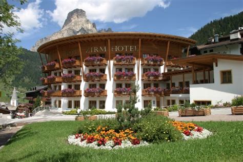 POSTA ZIRM HOTEL (Corvara in Badia, Province of South Tyrol) - Hotel ...