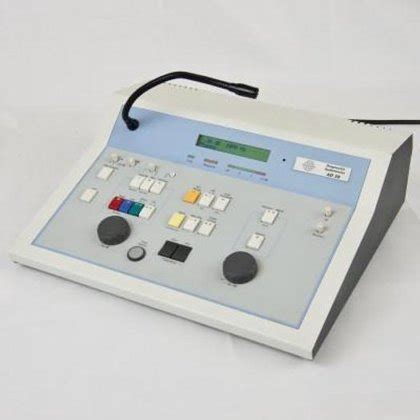 AUDIOMETER INTERACOUSTICS DIAGNOSTIC AUDIOMETER AD 28 in Montreuil, Île ...