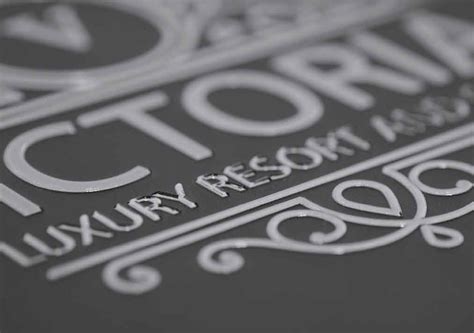 Inspirational UV ink effects that’ll drive your customers wild! | Roland DG