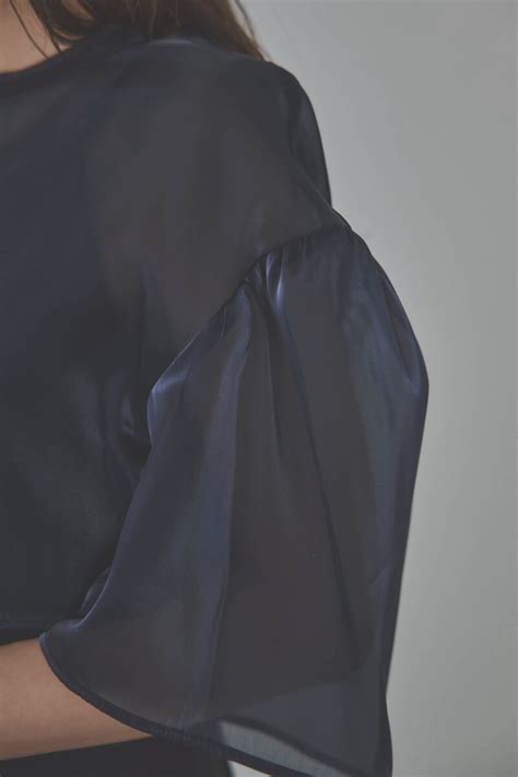 ネイビーのレイヤードコンビネーションドレス[M] anuansのレンタル｜11-2052｜結婚式パーティーのドレスレンタルはワンピの魔法