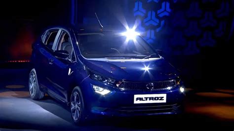 2022 Tata Altroz DCA launched in India, prices start from Rs 8.10 lakh ...