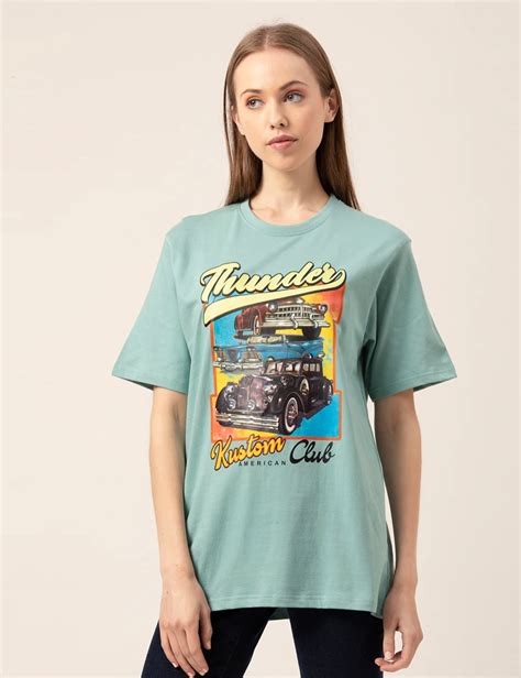 The Ultimate Guide to Finding the Perfect Oversized T-Shirts for Women ...