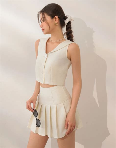 Textured Sailor Collar Sleeveless Button Up Crop Top - AIR SPACE