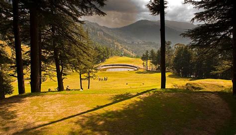 5 Breathtaking Beautiful Hill Stations To Visit in North India ...