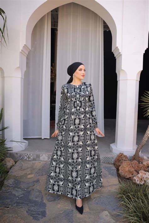 Black Pleated Panel Belmando Dress | Nissra