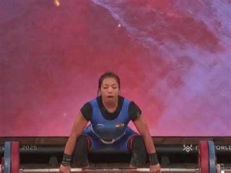 Mirabai Chanu wins silver medal in World Weightlifting Championships ...