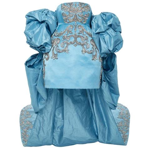 Expensive Clothes 的图像结果