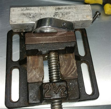 Fitting Helicoils 的图像结果