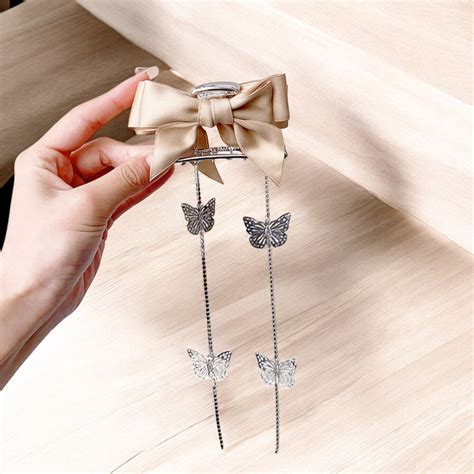 Brown Ribbon Claw Clip with Butterfly Tassel – Uni Seoul