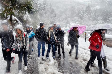 Cold claims 15 lives in UP; Heavy snowfall in Uttarakhand - India Today