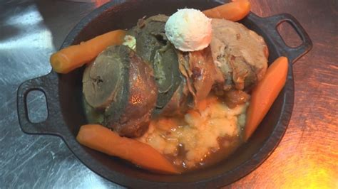 Zlatiborska moda: Stranci maste brk komplet lepinjom, a domaći naručuju ...