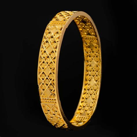 Buy Modern Gold Layered Bangles for Trendy Women | Parakkat Jewels
