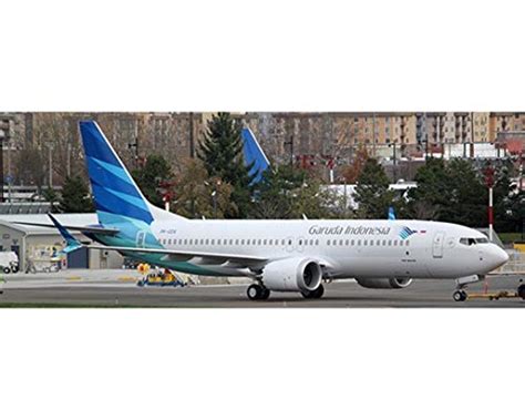 Buy Garuda Indonesia Boeing 737 Max-8 PK-GDA; 1:200 Stand JC ...