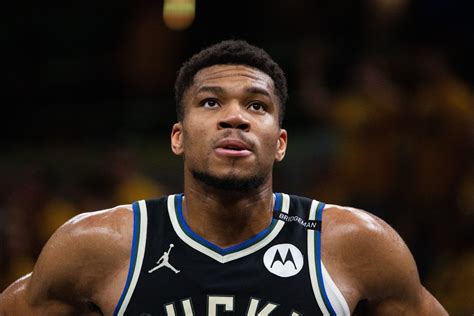 A $3.3 Billion Team Enters the Race for Giannis Antetokounmpo as Bucks ...