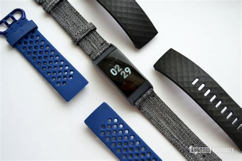 Fitbit Charge 3 update brings quick replies, new tiles to Dashboard