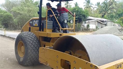 Using a Cat Compactor 的图像结果