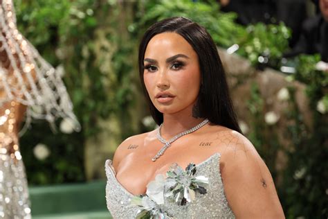 Demi Lovato Addresses Fans' Worrisome Health Concerns - Newsweek