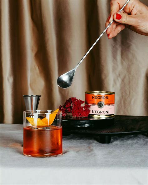 Williams Premium Canned Cocktails - Offff Branding Studio - Rotterdam