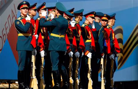 高清组图：莫斯科红场举行盛大阅兵式 纪念卫国战争胜利69周年|俄罗斯克里米亚阅兵-搜狐滚动