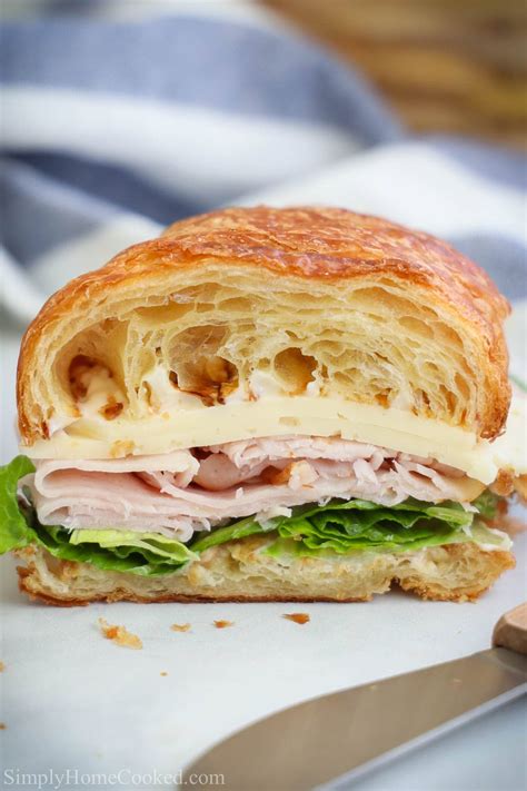 Croissant Sandwich Ham