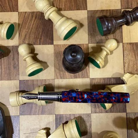 Vazir Princely Blue Fountain Pen – The Pen World