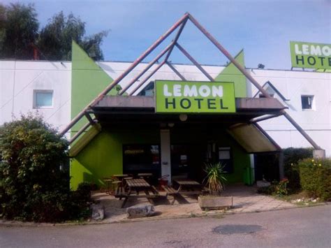 LEMON HOTEL (Le Mesnil-Esnard) - Hotel Reviews & Photos - Tripadvisor