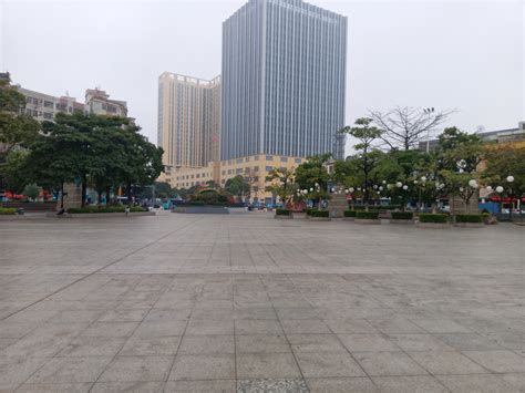 深圳龙华有个大浪，大浪有个劳动者广场，劳动者广场是大浪的福地_地方