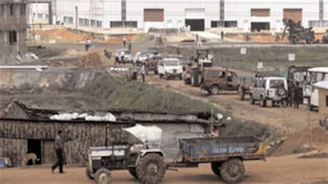 Tata Motors seeks status quo on Singur land - BusinessToday