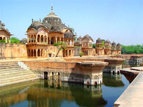 VRINDAVAN Reviews, Tourist Places, Tourist Destinations, Tourist ...