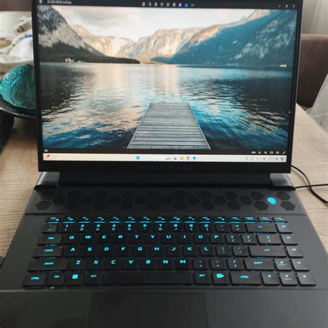 Alienware M16 4080 的图像结果