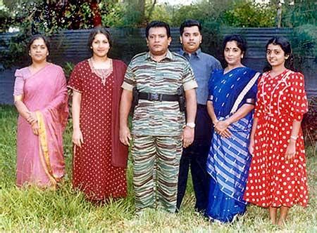 Prabhakaran shot dead, says Sri Lankan army - Rediff.com News