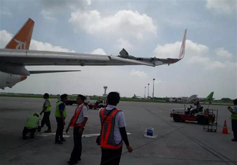 印尼两架客机跑道上相撞 翅膀都断了 - 航空安全 - 航空圈——航空信息、大数据平台