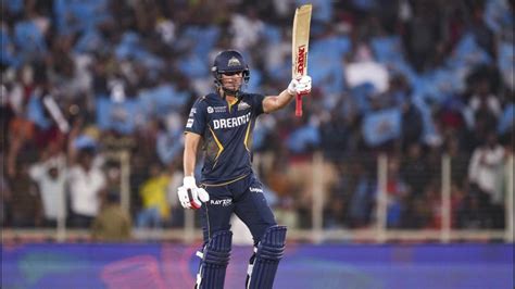 Shubman Gill's Controversial Run-Out Stirs Debate in IPL Match - CricTips