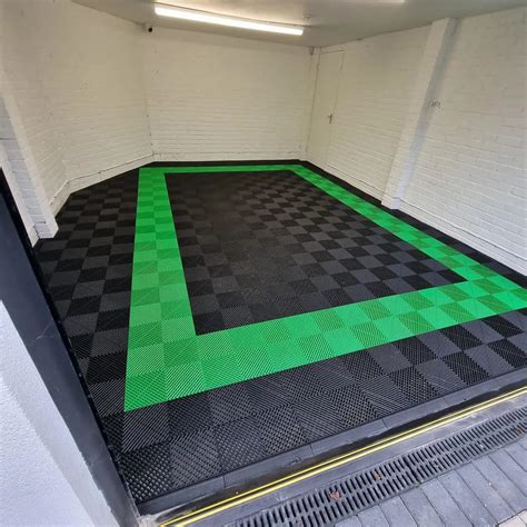 Plastic Flooring Anti Slip Interlocking Drainage Garage Floor Tiles ...