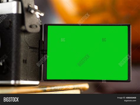 Camera Back View Green Screen 的图像结果