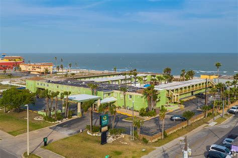 3202 E Surfside Blvd, Corpus Christi, TX 78402 | LoopNet