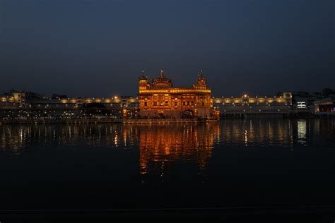 Expedition Borderlands on discovery+ is a cross-border exploration of ...