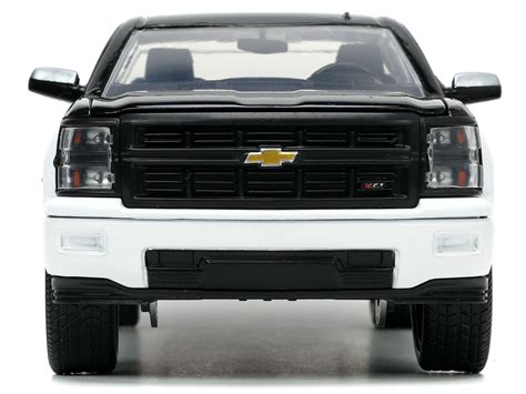 Buy Diecast Dropshipper 33850 1-24 Scale 2014 Chevrolet Silverado Z71 ...