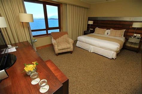 RADISSON HOTEL PUERTO VARAS - Hotel Reviews, Photos, Rate Comparison ...