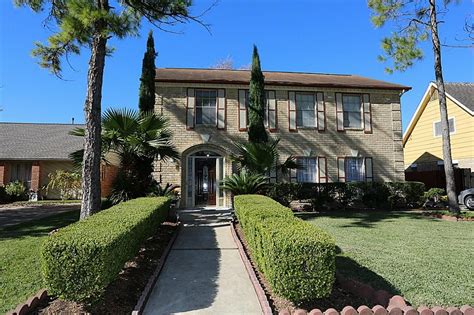 4 vintage valley dr