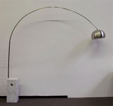 Lot - Vintage bow floor lamp after design Castiglioni