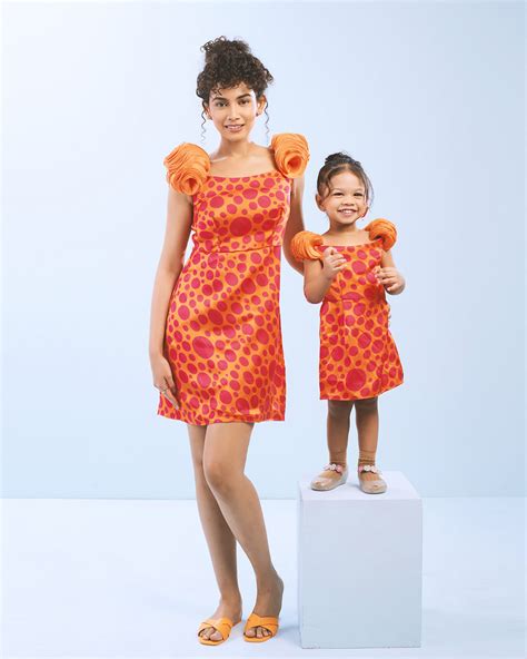 QUASAR-COMBO – Sayaanika