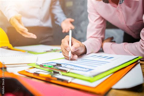 Team Building Engineer 的图像结果