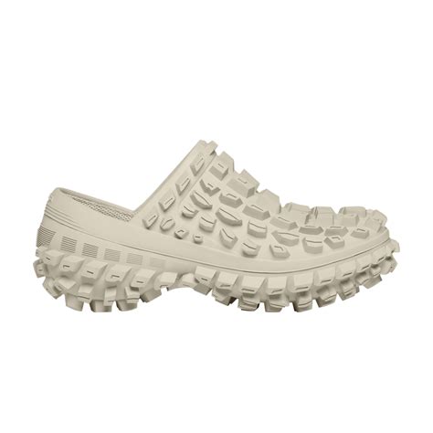 Balenciaga Balenciaga Defender Clog 'Beige' – Your Sneaker Store