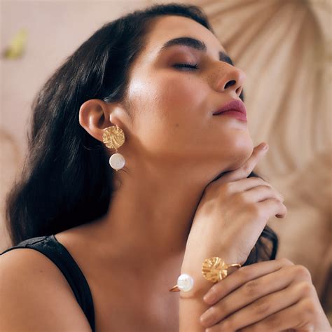 Allure & Mystique – nihiraa