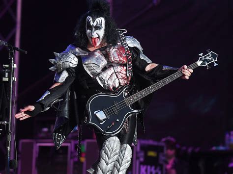 Gene Simmons says “young fans” bear responsibility for the death of ...